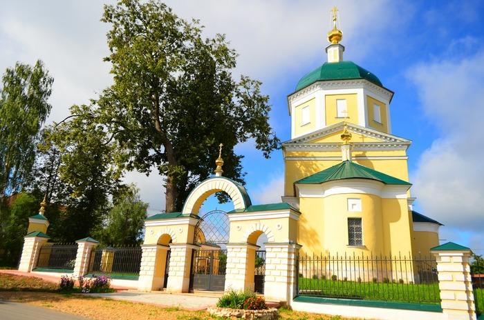 Православный храм - Церковь Константина и Елены, г. Верея